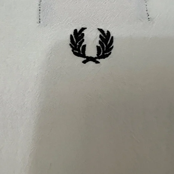 Fred Perry Button Up for The Amy Winehouse Foundation Crepe  Size 6/S - Picture 4 of 4